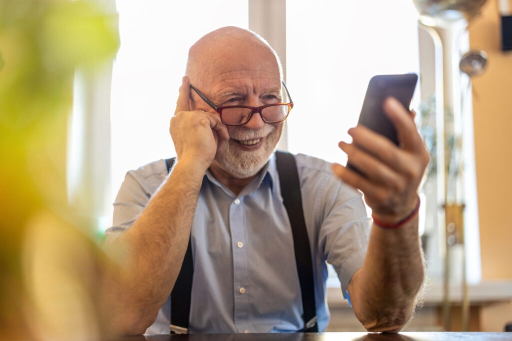 5 UX design tips for seniors